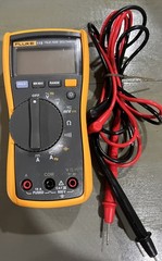 Fluke 115 Compact True-RMS Field Technicians Digital Multimeter