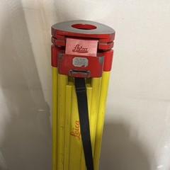 Leica GST120-9 Wooden Heavy Duty Tripod