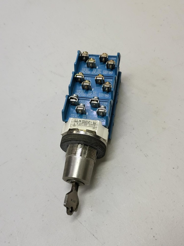 Allen-Bradley 800T-N61KF4T 4-Pos Cylinder Lock Switch W/ 800T Logic Reed CB D3