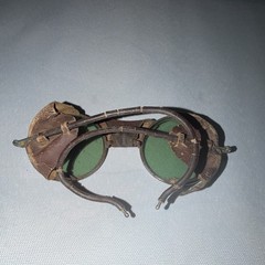 Vintage Welding Goggles Green Anti-Glare Glass Lenses Metal Frame Leather