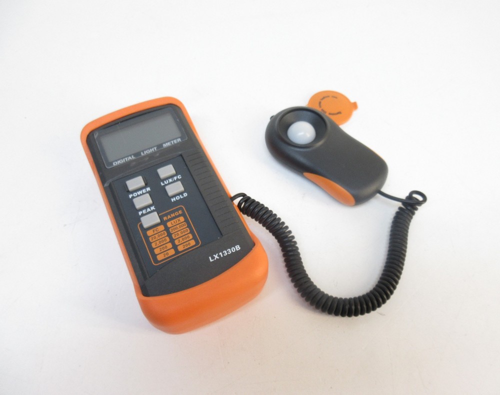 Dr.Meter LX1330B Digital Illuminance Light Meter 0-200,000 Lux Meter Luxmeter