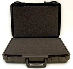 610 – PLATT LUGGAGE – BLOW MOLDED CASE – Exterior Dimensions (L x W x D):18″ x 1