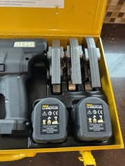 REMS TECHNOLOGY LI-ION PLUS AKKU PRESS CRIMPER KIT W/ 3 TONGS, 2 BATTERIES R110G