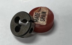 Round Cutting Iron 10-32 UNF HSS – Round Die. Made In Spain. New