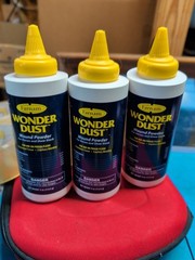 Farnam 31101 4 Oz Wonder Dust Wound Powder for Horses & Show Stock – Pack of 3