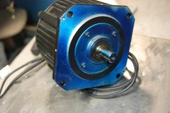 Yaskawa SGMDH-12A2A-YR13, 1,150W Servo Motor, 200V, 2,000RPM,