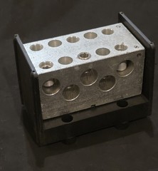 Ilsco PDB-55-600-1 Power Distribution Block SEE ITEM DESCRIPTION