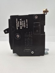 Square D Bolt On QHB120 Circuit Breaker QOB120 65KA 20A 1P 120/240V