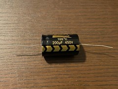 New 450v Axial Capacitor 8 10 12 16 22 33 40 47 100 200 uf Tube Amp Radio Repair