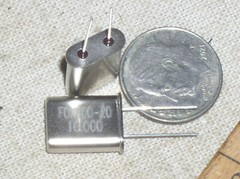 2 NEW FOX ABRACON HC-49 FOX100-20 10.000 10 MHz STANDARD RADIAL CRYSTAL U HC18