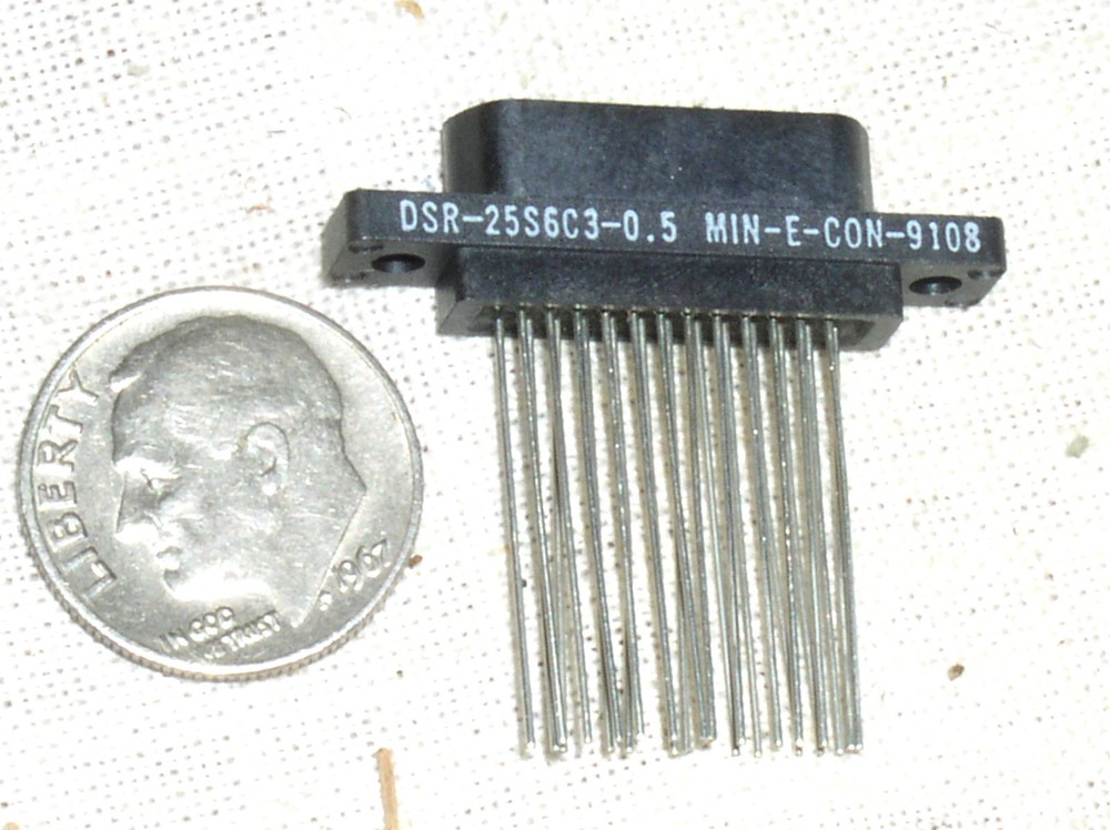 1 MIN-E-CON DSR-25S6C3-0.5 F FEMALE PIN SOCKET PCB PWB CONNECTOR RECEPTACLE PLUG