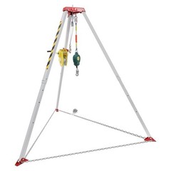 Safety Confined Space Tripod Adjustable 5.2-8ft Legs Rescue Tripod 2600lb Winch