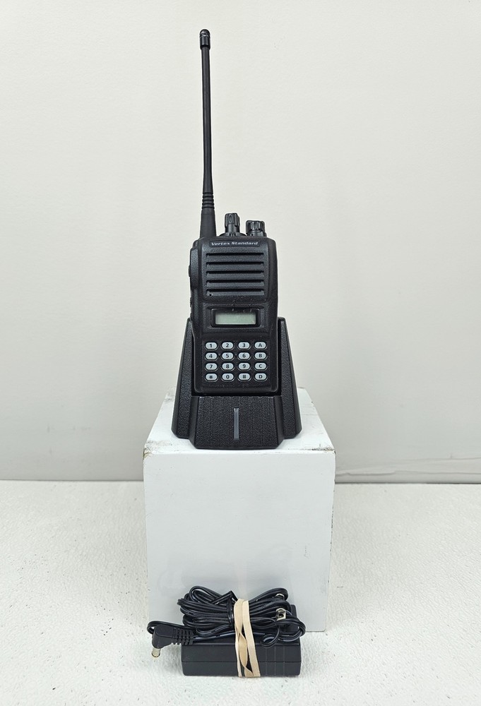 Vertex VX427 VX-427-4-5 UHF 450-490 MHz 32 Channel 5 Watt (Complete Kit)