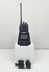 Vertex VX427 VX-427-4-5 UHF 450-490 MHz 32 Channel 5 Watt (Complete Kit)