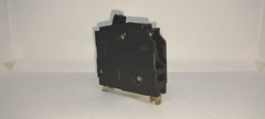 SQUARE D QO130 30 Amp 1 Pole PLUG IN CIRCUIT BREAKER Yellow Face
