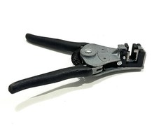 Ideal Stripmaster Automatic Wire Stripper 2pc Set.