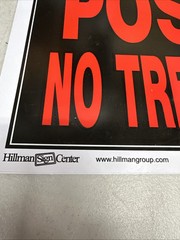 Hillman Group 841840 8 x 12 in. Red/Black Plastic No Trespassing Sign-2 Pack{50}