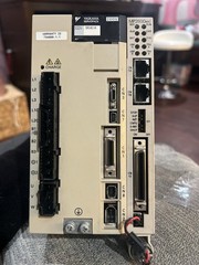 Yaskawa SGDV-0CC02A ServoPack MP260iec 200V Pre Owned Great Condition Free Ship