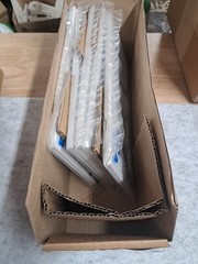 NEW Lot of 5 EATON PJS264W Decorator Screwless Wallplate, 4-Gang, White, Plastic