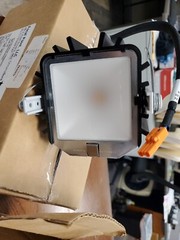 Focal Point LC44-SDT-1000L-930K-DN-WFL-CD (2Ea-New)