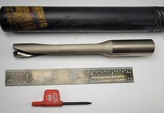 Guhring Drill Bit Replaceable Tip Coolant-Thru 5XD Indexable 01043-17.000 23506
