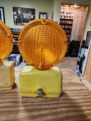 Flex-o-lite Signal Sundowner Traffic Hazard Construction Beacon Light – Lot Of 4