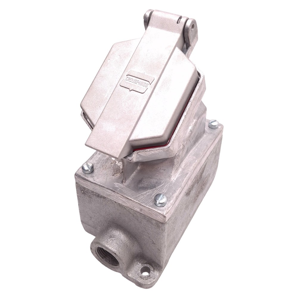 Cooper Crouse-Hinds ENR5151 Ark-Guard ENR Value Receptacle 15A, 125VAC