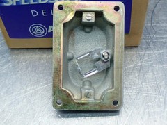 APPLETON ELECTRIC COMPANY EXPLOSIONPROOF SWITCH FRONT COVER EFK-F34W-Q