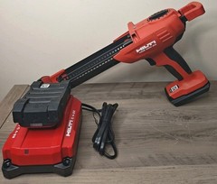 Hilti HDE 500-22 Cordless Adhesive Dispenser Gun Nuron 22V Tool Only W/ Battery