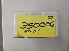 ~4000 pieces of Everlight 5mm LEDs (Part Number: 2048UR8SYGW/S530-A2)