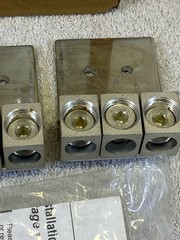 NEW Eaton Cutler Hammer 1MPLK4 Box Lug Kit 600A for 1MP Type Meter Packs 3 lugs
