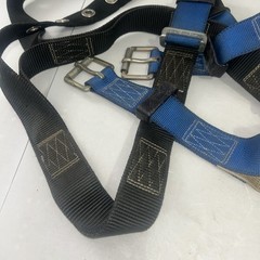PROTECTA/CAPITAL Model AB17550 SAFETY FIRST VEST-STYLE HARNESS 353lbs STD Size