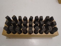YOUNG BROS. STAMP WORKS 06271 STEEL STAMPS 1/4″ LETTERS A-Z