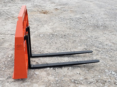 42″ 2,200 Pound Pallet Forks Attachment Fits Kubota Kioti Tractor Quick Attach