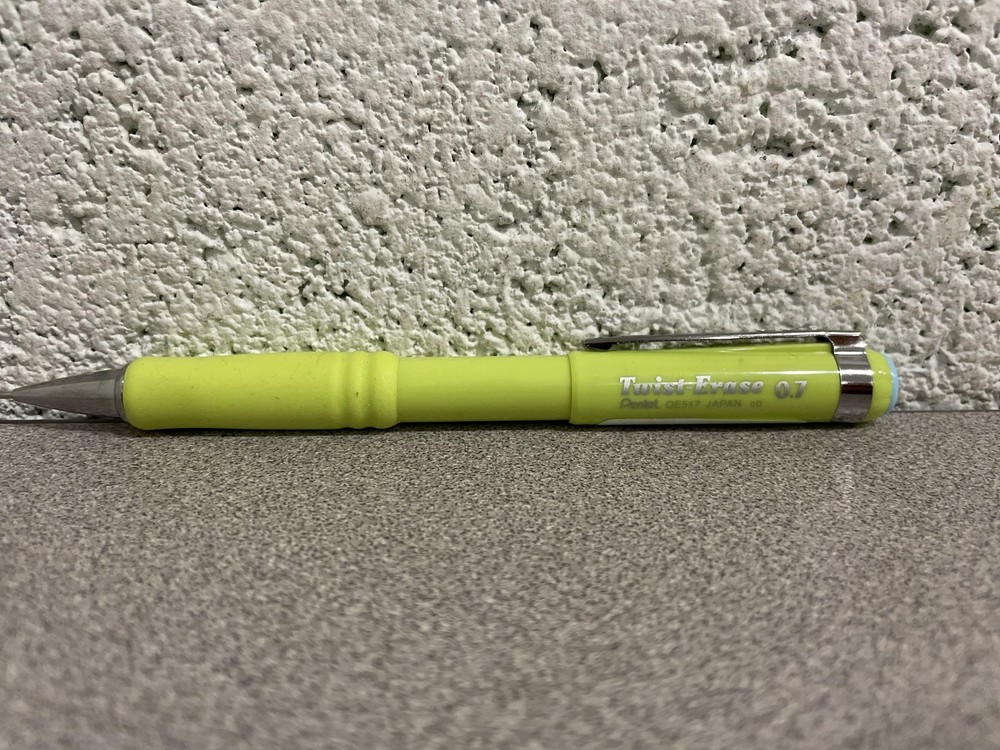 Pentel Twist-Erase Mechanical Pencil LIME 0.7mm QE517K