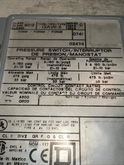 Used Square D 9012 GAW-5 Pressure Switch/Interruptor Great Condition