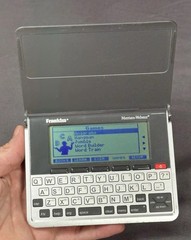 Franklin Merriam Webster Electronic Pocket Dictionary MWD-1490 New Batteries