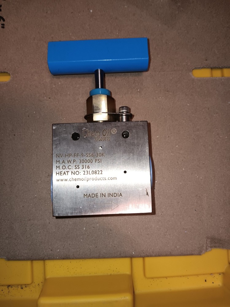 Oilfield 9-16″ High Pressure Chemoil needle valve