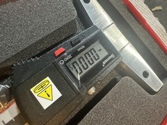 STARRETT 3753A-8/200 Electronic Depth Gage 0 to 8 inches. Digital mic