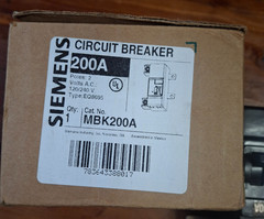 Siemens Circuit Breaker 200A 2-Pole Main Panel Type EQ8695 MBK200A HACR 200 Amp