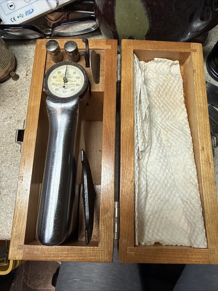 COMPLETE Vintage BARBER COLMAN Impressor 934-1 Hardness Tester Kit Wooden Case