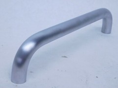 HEAVY DUTY COMMERCIAL DOOR PULL 10″ CC X 3/4″ DIA SOILD BRASS SATIN CHROME