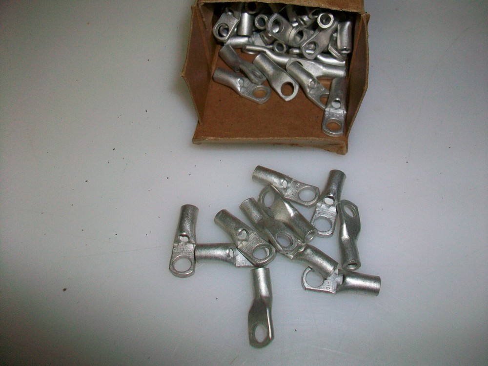 NOS BOX OF 100 MIL SPEC RING TONGUE TERMINAL LUGS YAV10L63 5940-00-194-4864