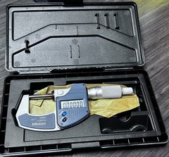 Mitutoyo 293-831-30 Digimatci Micrometer MDC-MX Lite
