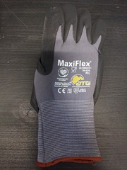 MaxiFlex 34874 Nitrile Gloves – 12 Pack