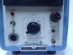 HP 428B CLIP-ON DC MILLIAMETER 2x 6DJ8/ECC88 1x Amperex 12AU7/ECC82 TUBES TESTED