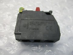 TELEMECANIQUE ZBE-102 CONTACT BLOCK LOT OF 6 NSNP