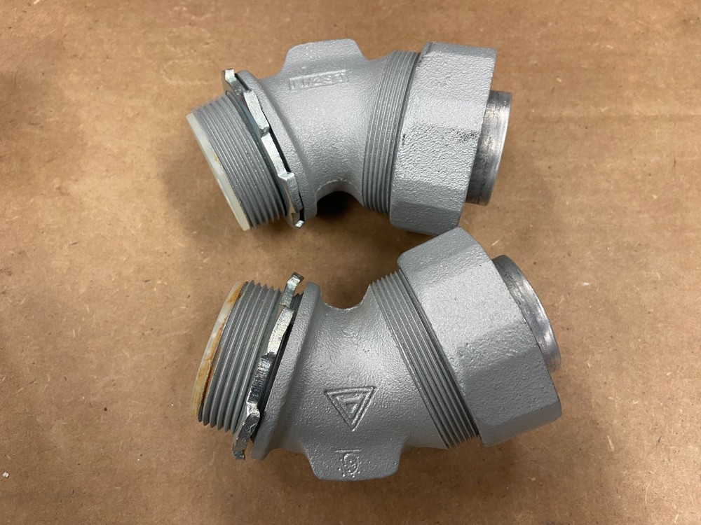 2 New Appleton STB-45150 Sealtite Connectors