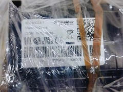 Schneider Electric Lexium BCH2LD0233CA5C Servo Motor (FREE SHIPPING)