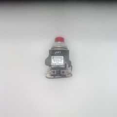 NEW GENERAL ELECTRIC CR104PLT82R PUSH-TO-TEST, 125 VAC, LED RED, 1NO/1NC
